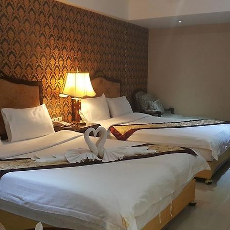 The Privi Suites Pattaya Buitenkant foto