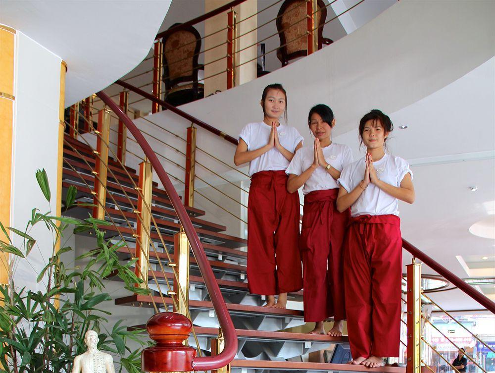 The Privi Suites Pattaya Buitenkant foto