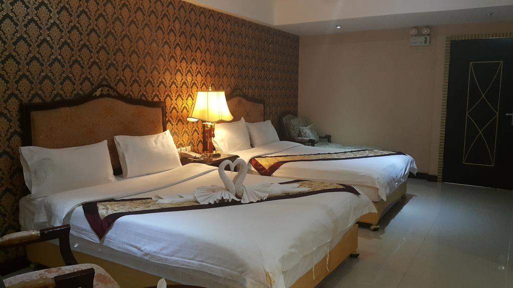The Privi Suites Pattaya Buitenkant foto