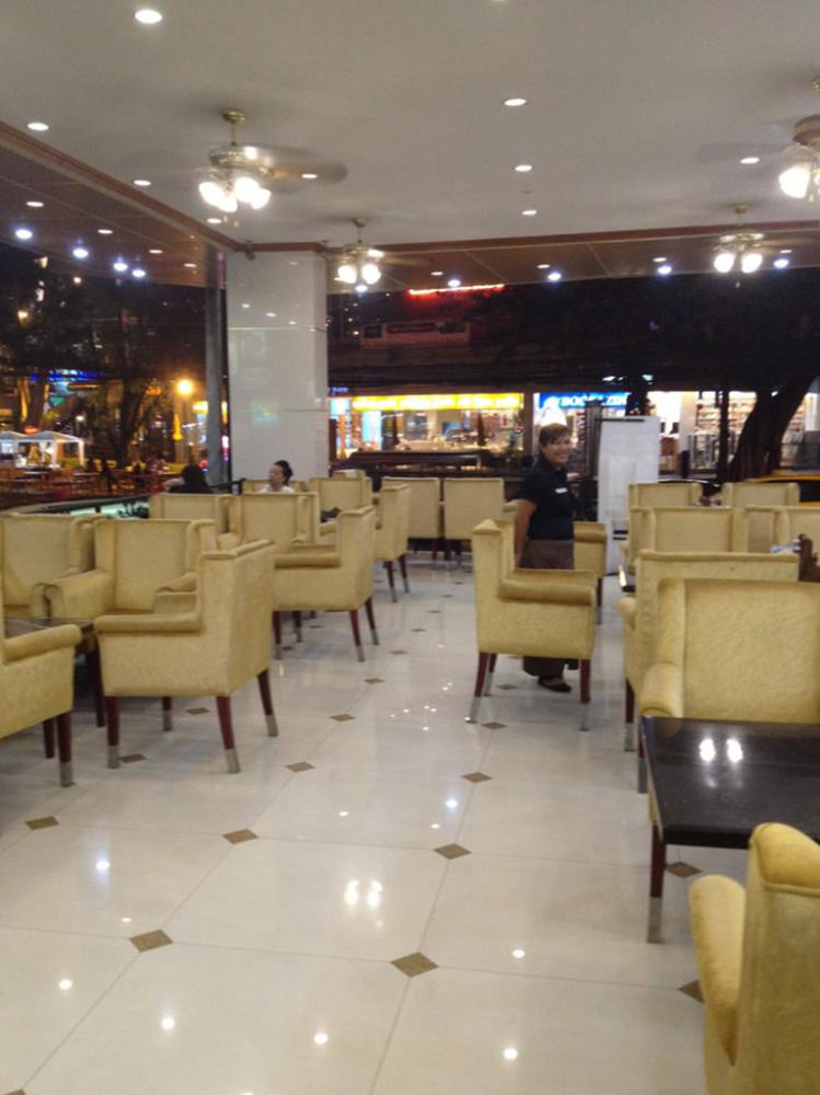 The Privi Suites Pattaya Buitenkant foto
