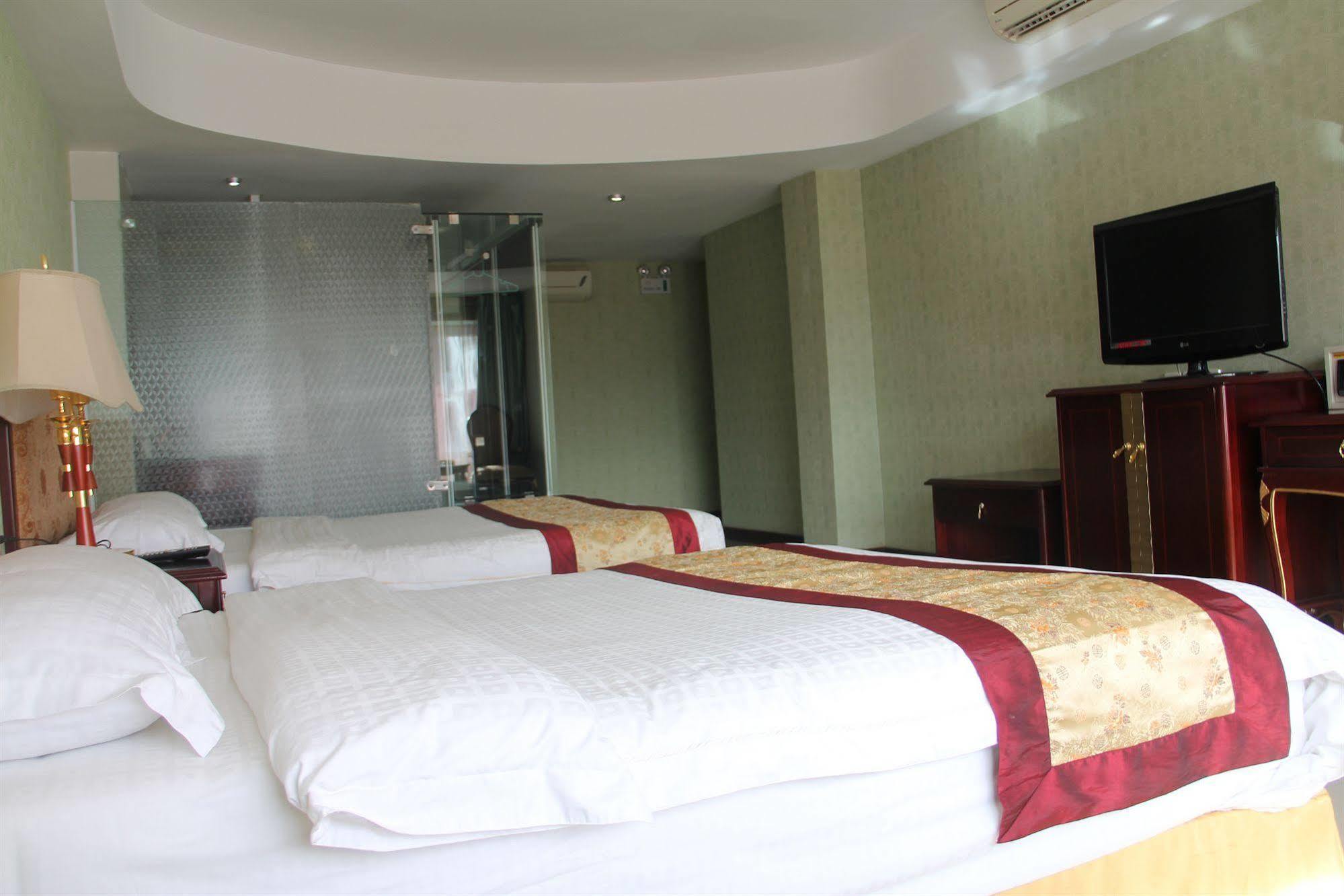 The Privi Suites Pattaya Buitenkant foto