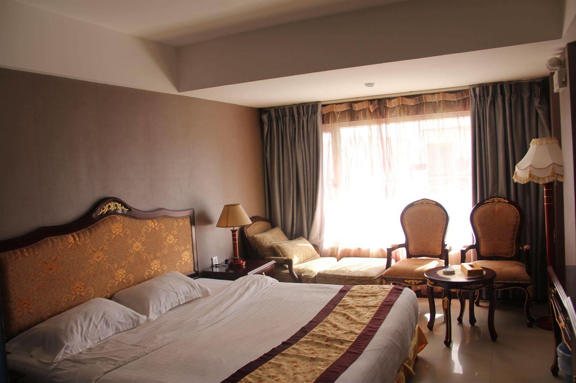 The Privi Suites Pattaya Buitenkant foto