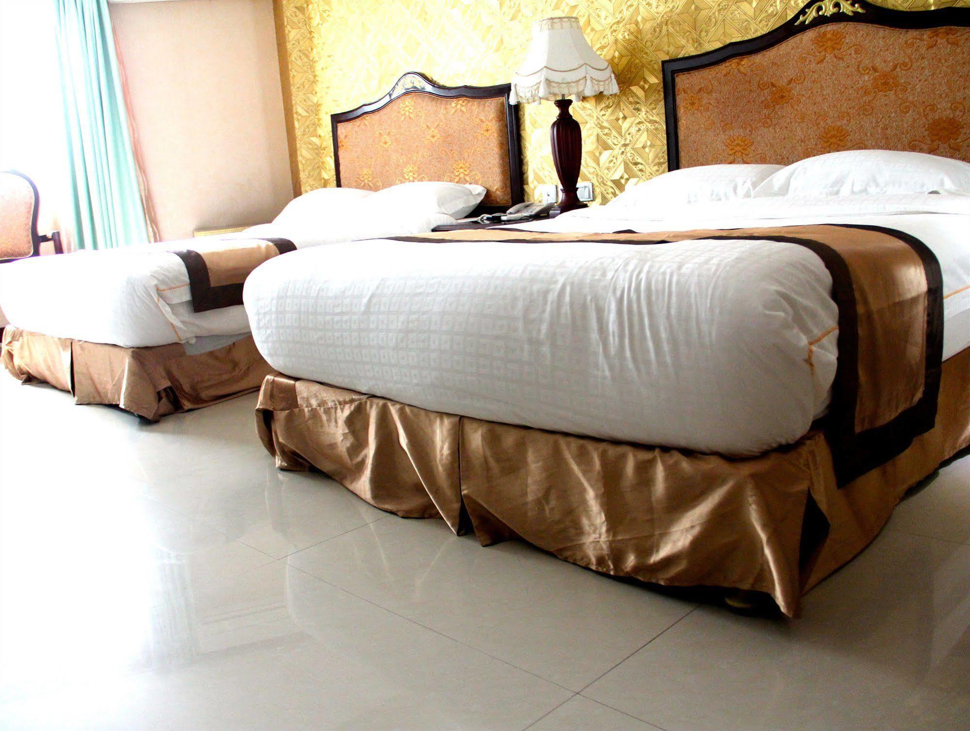 The Privi Suites Pattaya Buitenkant foto